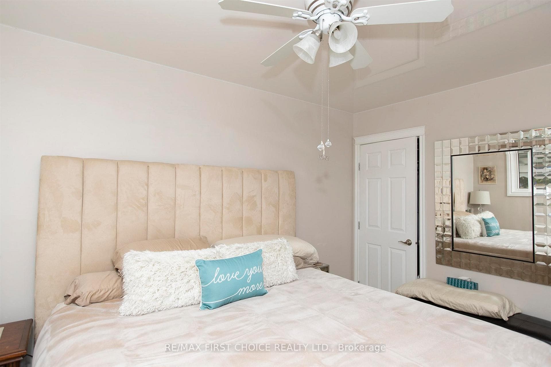 424 Shuniah Street photo 13