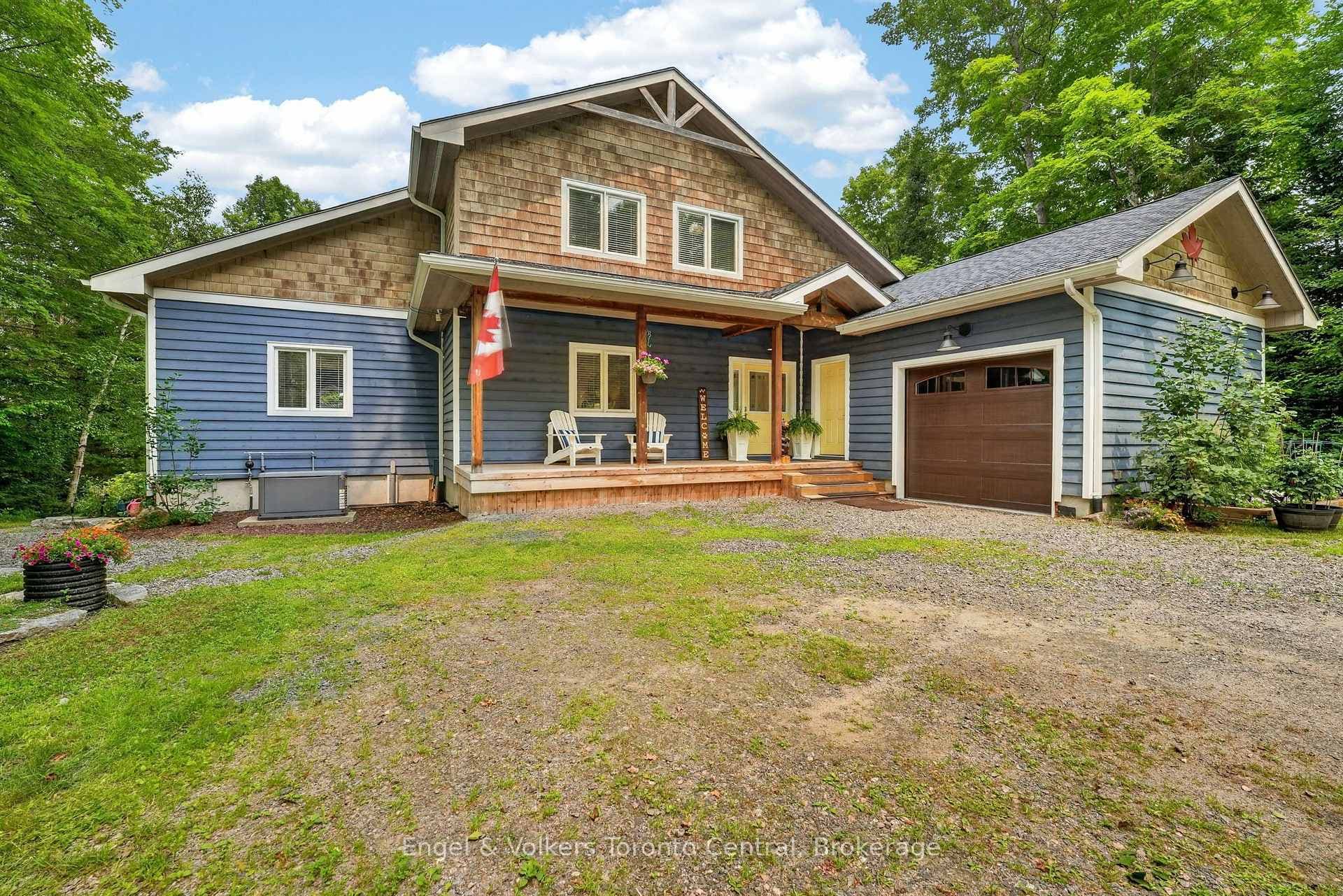 1 1/2 car garage and covered porch