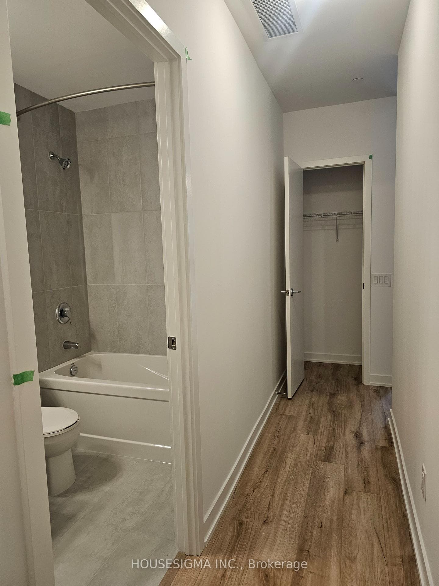 7439 Kingston Road Unit 106 photo 6
