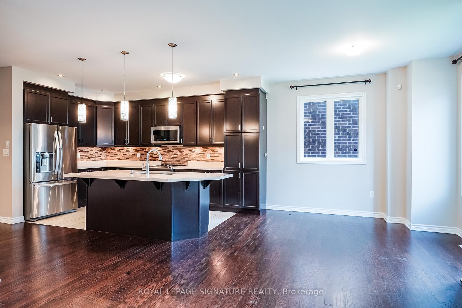 949 Kelman Court photo 30