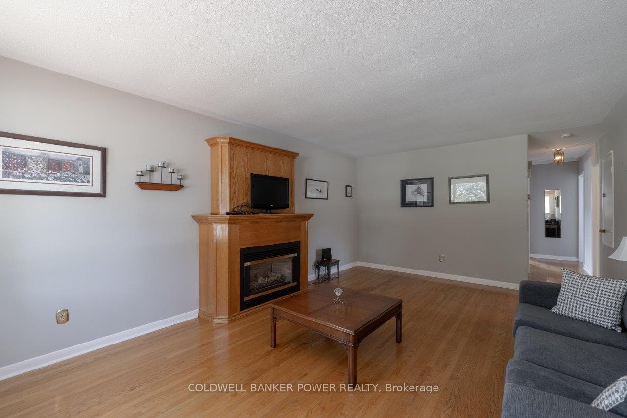 46 Wellesley Crescent photo 6