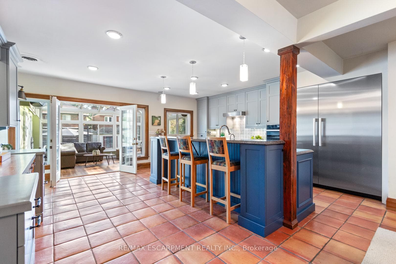 19 Jackson Avenue photo 11