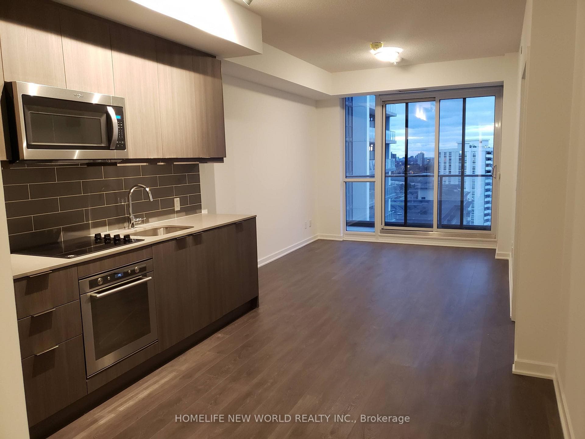 38 Forest Manor Road Unit 1305 photo 12