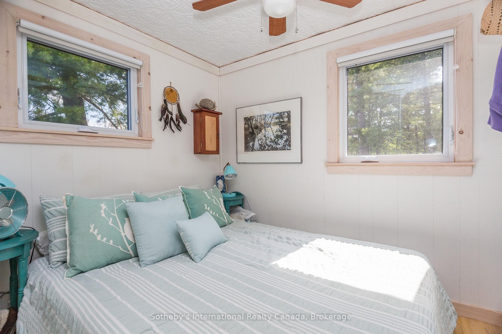 1 B277 Island photo 20