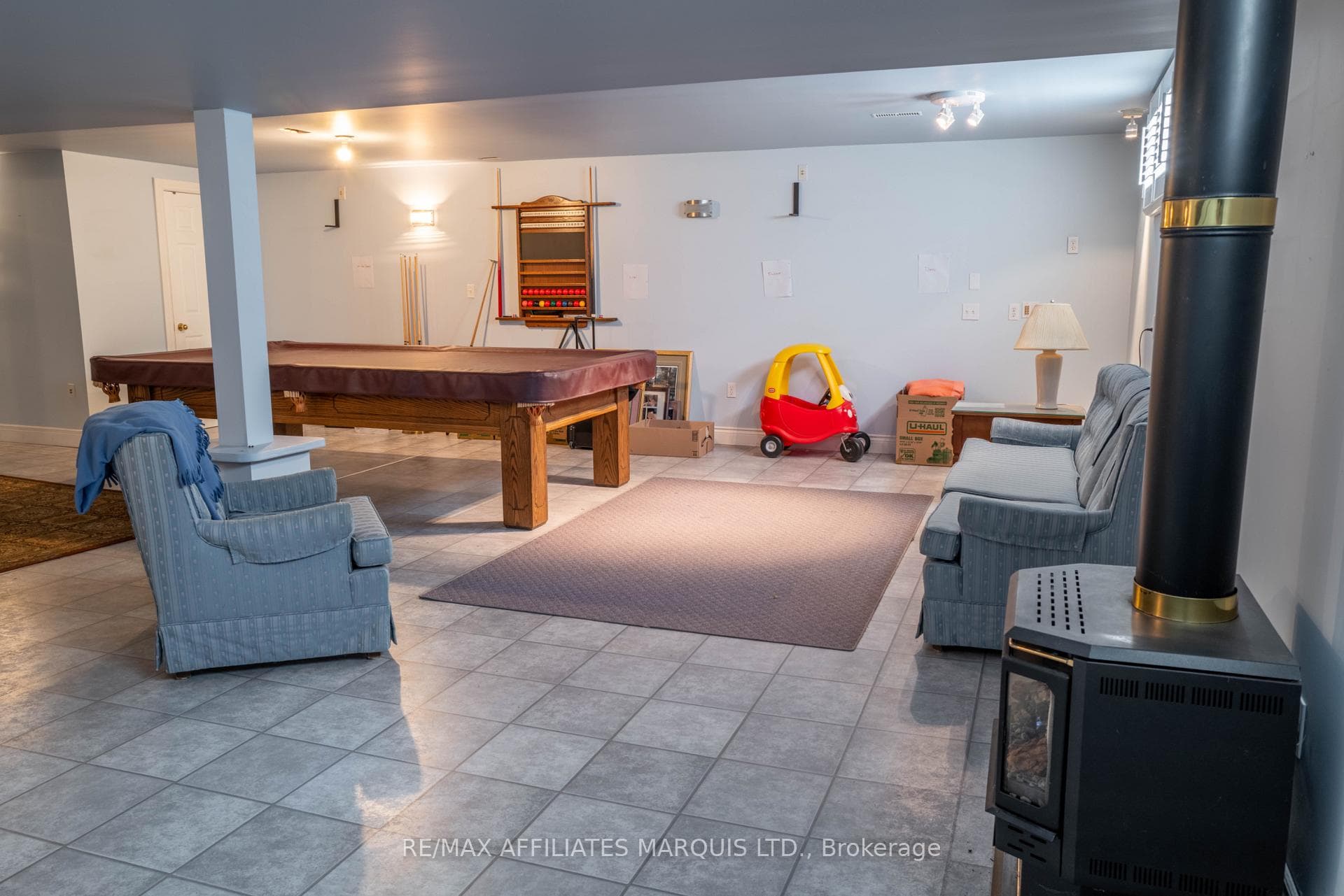 Rec Room with gas fireplace