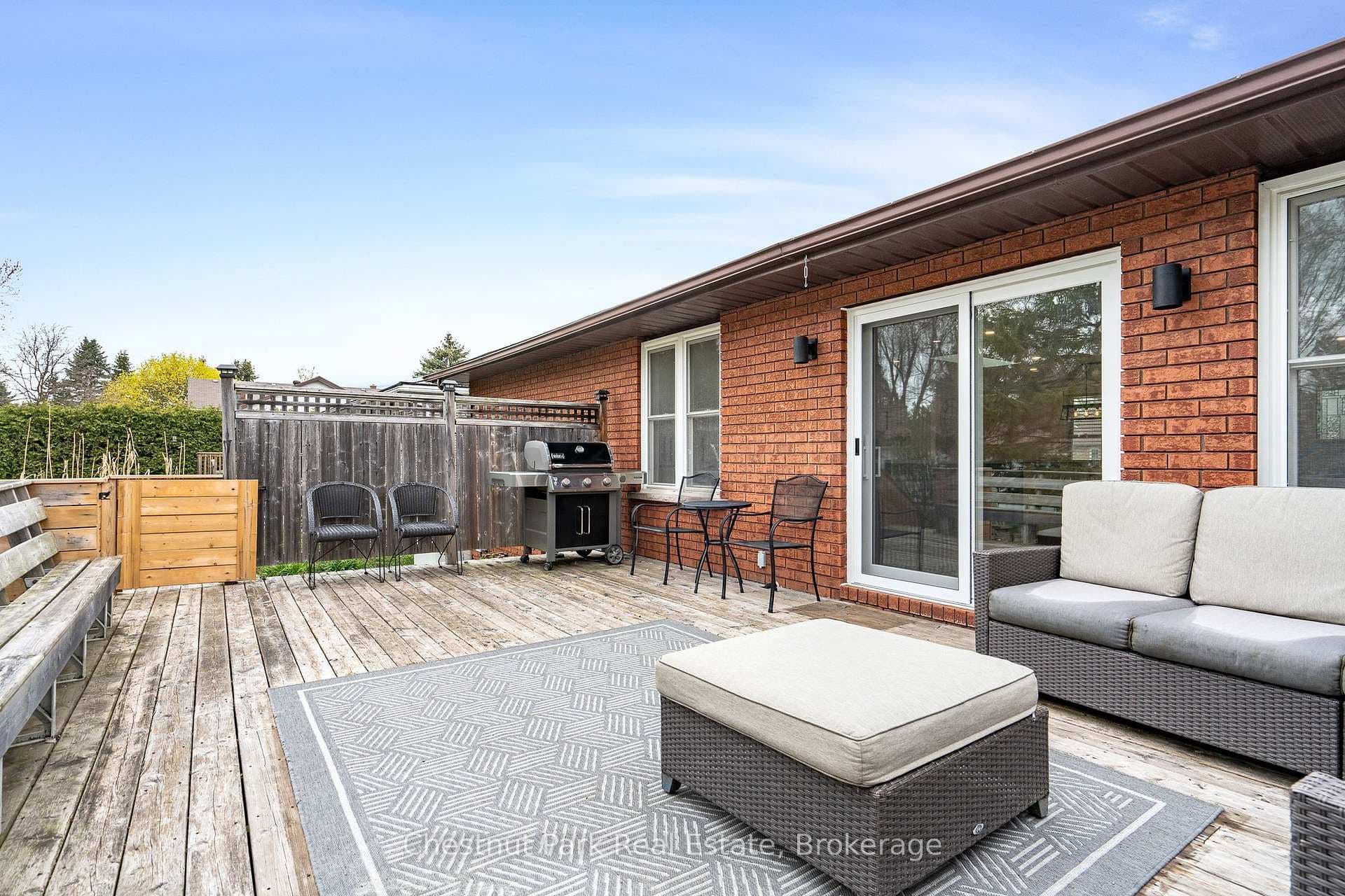 7 McKean Boulevard photo 6