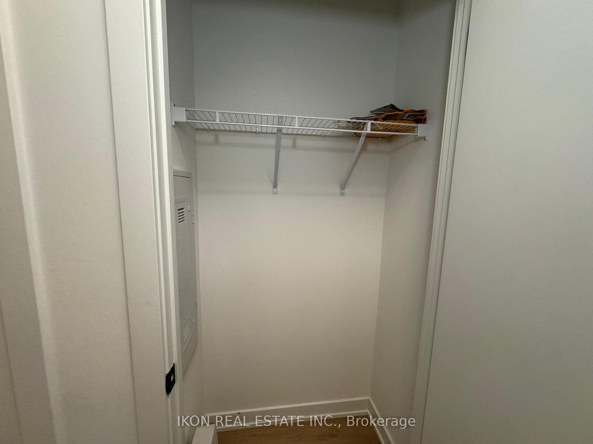 117 Broadway Avenue Unit 702 photo 8
