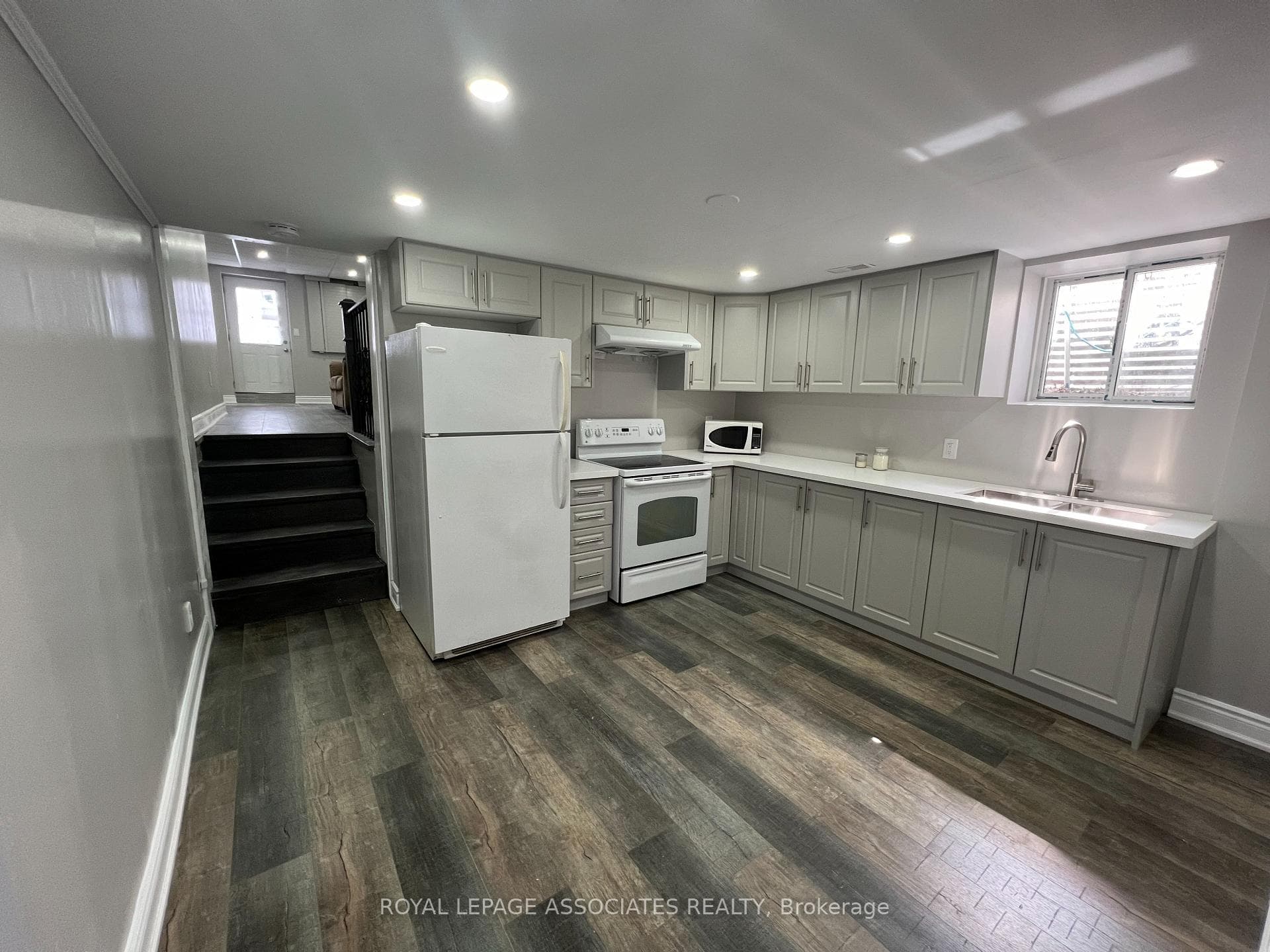 12623 Torbram Road photo 5