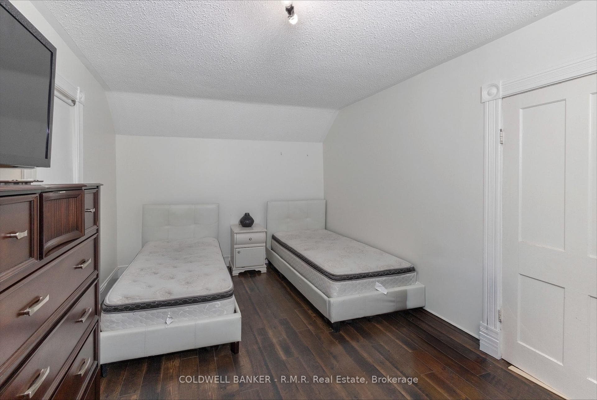 52 Glenelg Street photo 16