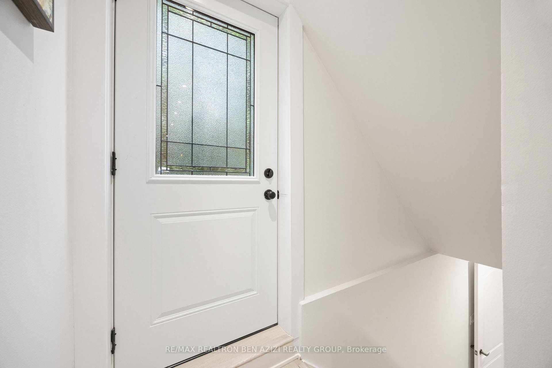 SIDE ENTRANCE TO BASEMENT