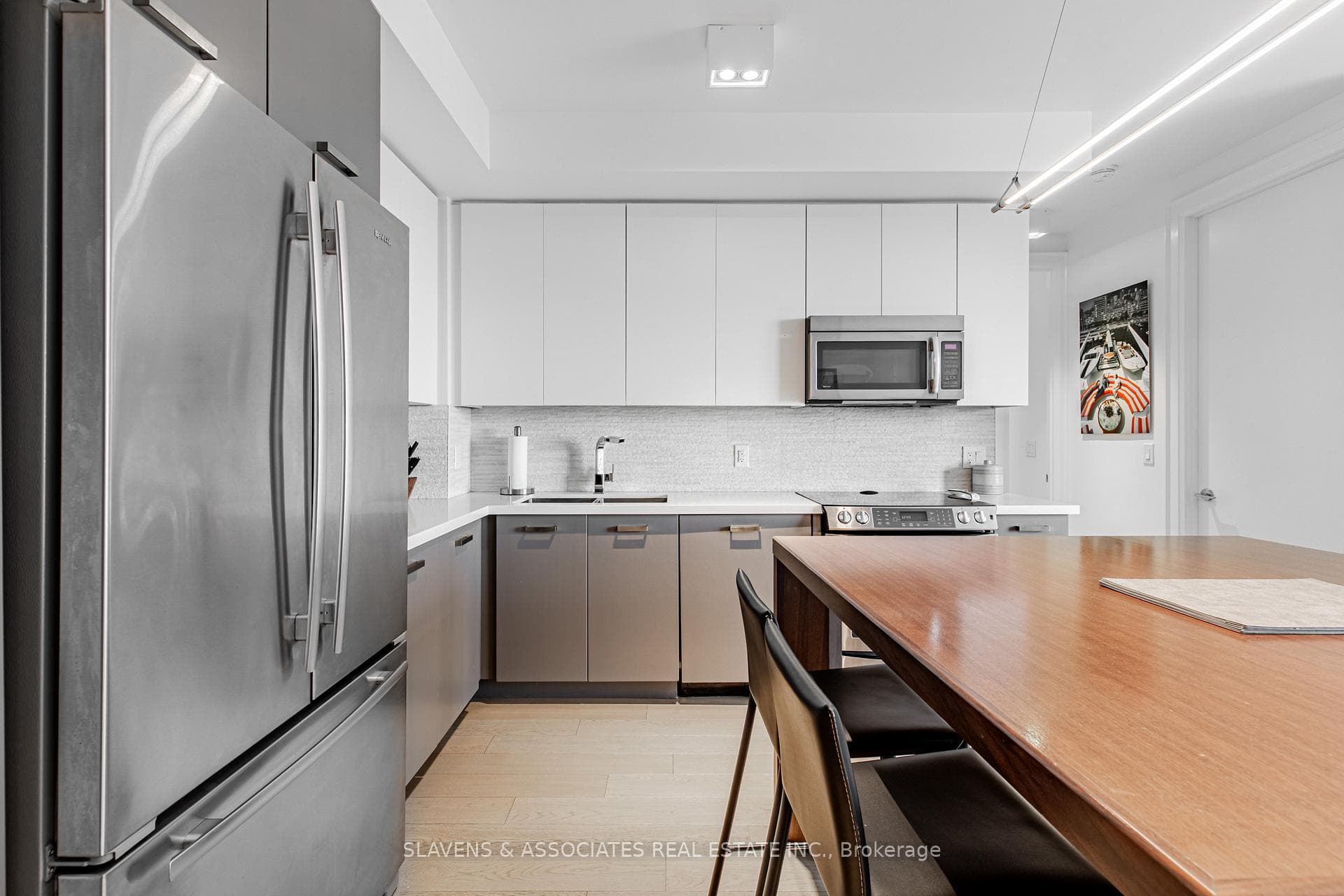 60 Berwick Avenue Unit LPH01 photo 3