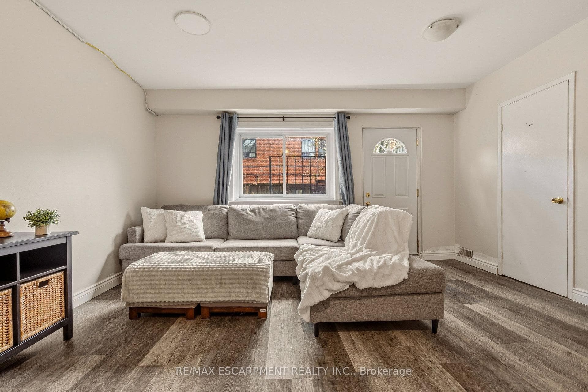 23 WATSONS Lane Unit 6 photo 31