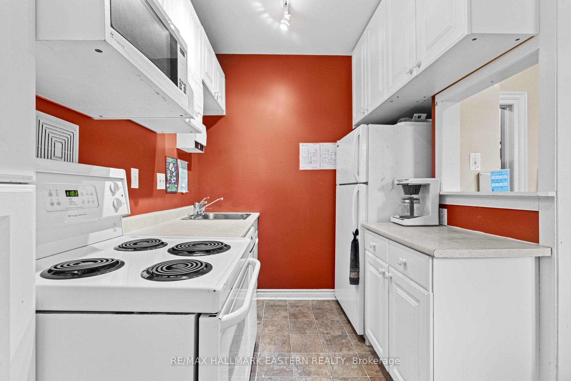 Main Floor Kitchen