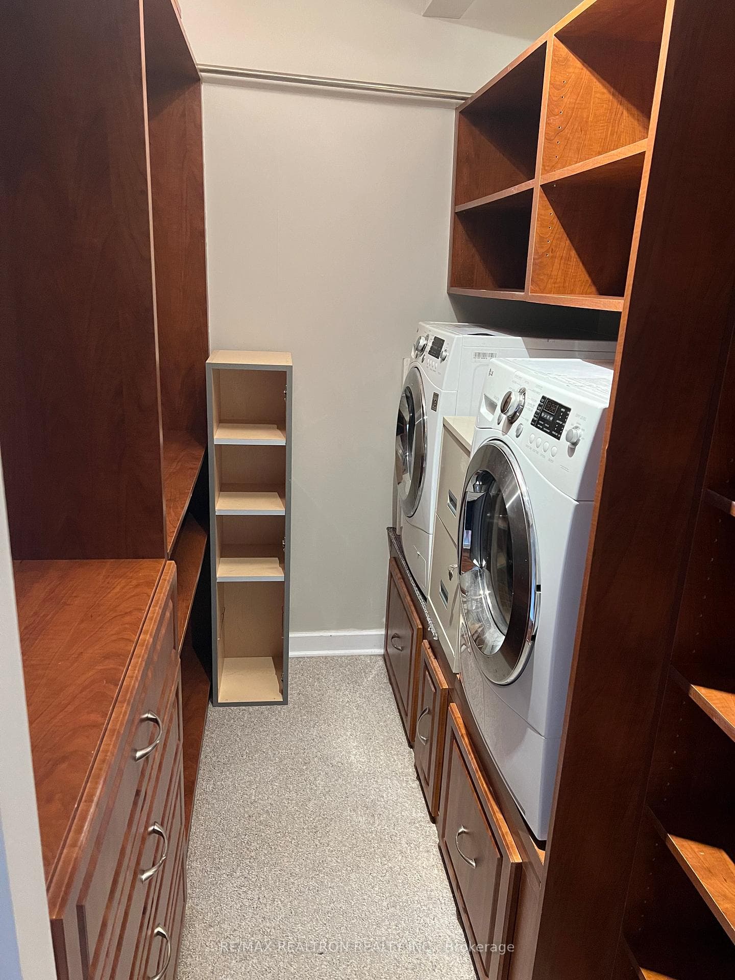 33 Harbour Square Unit 816 photo 16