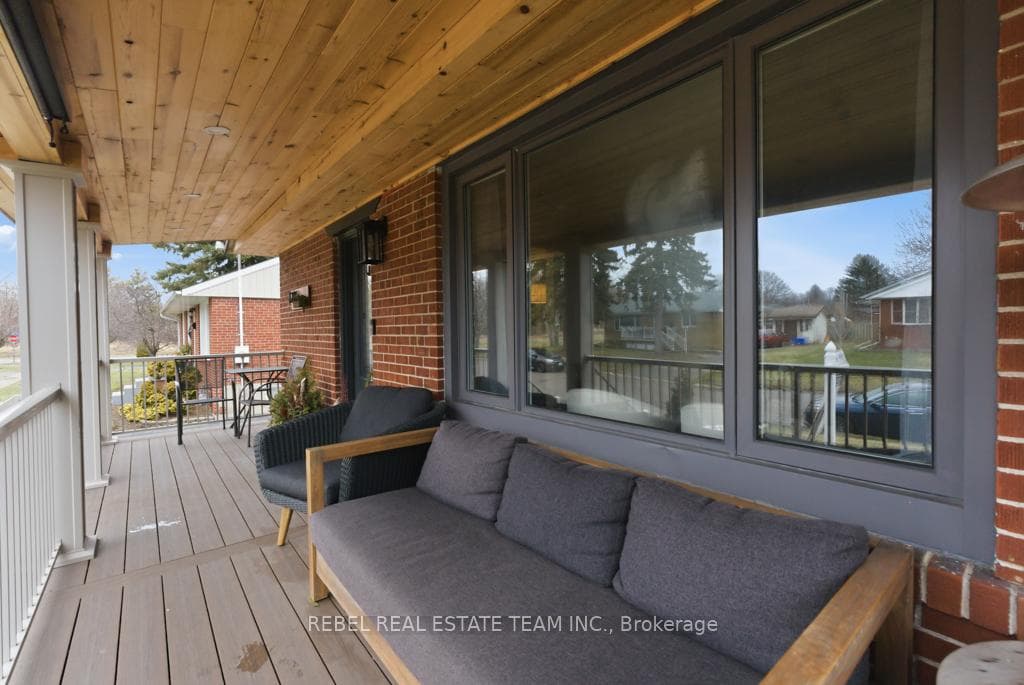 1285 Scugog Avenue photo 6