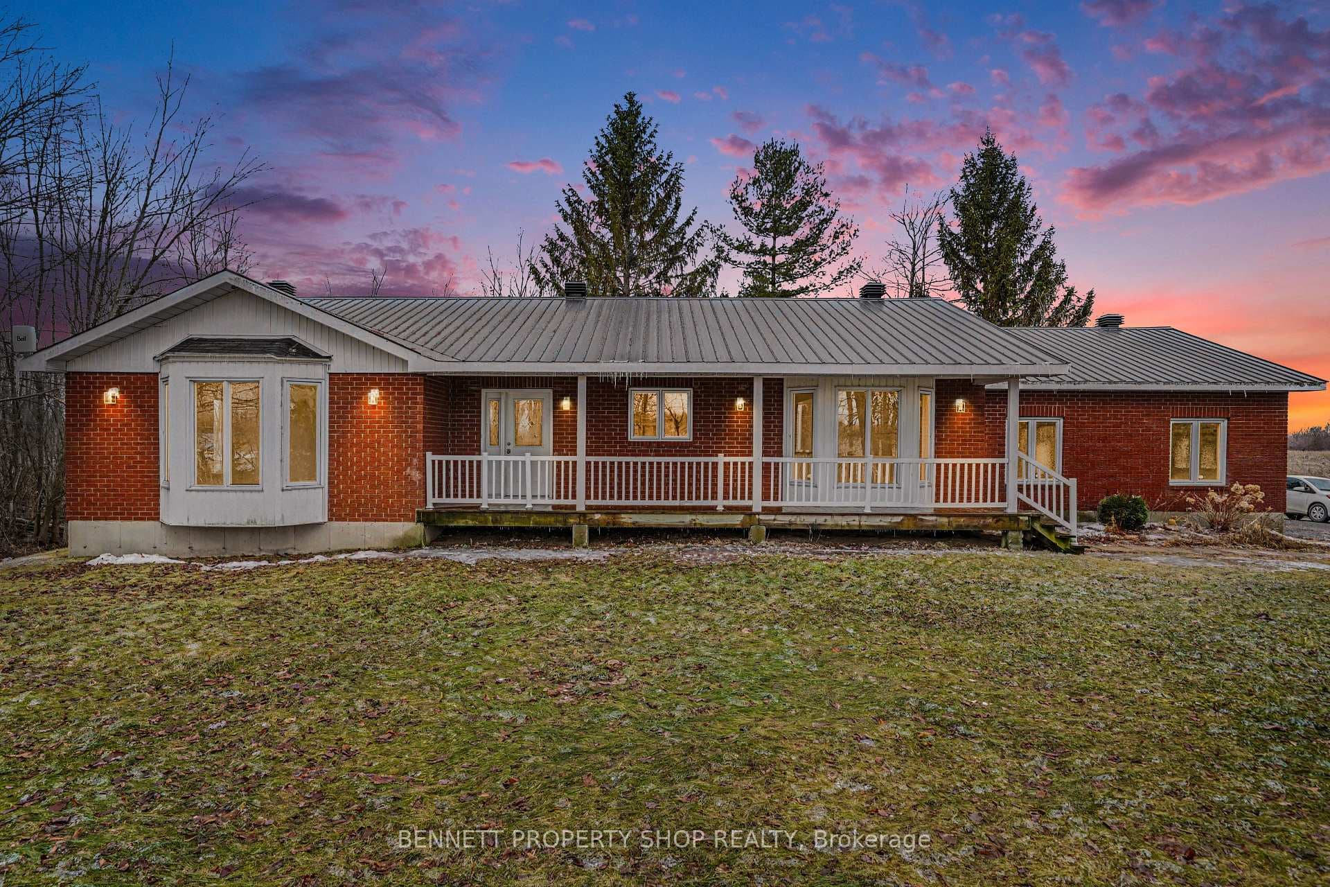 1450 South Russell Road photo 21