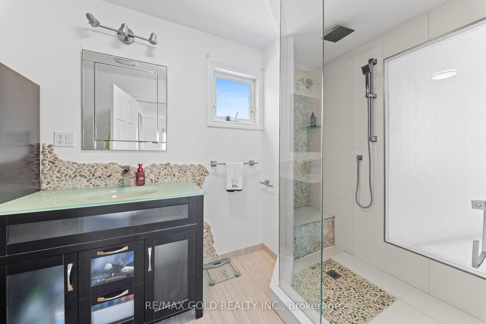 7 Brimley Road Unit 1 photo 27