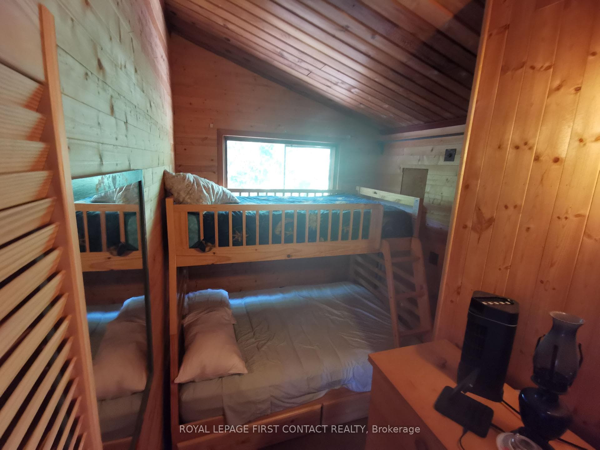 345 Healey Lake Water N/A photo 10