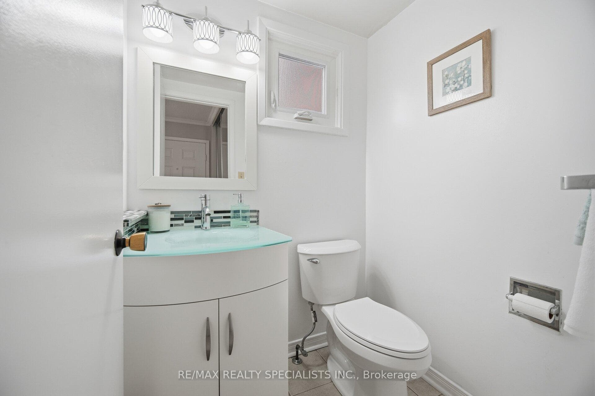 67 Gray Crescent photo 12
