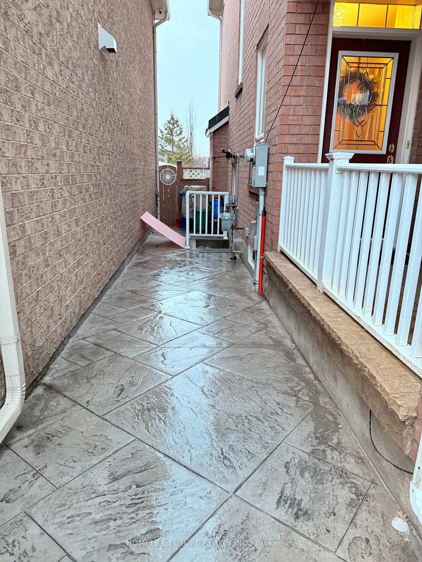 4 Meandering Trail Unit Bsmt photo 11