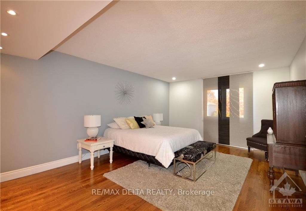 130 SAPHIR Avenue photo 14