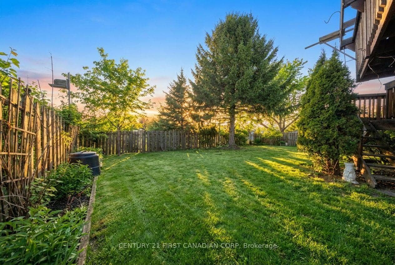 257 Fennel Street photo 39