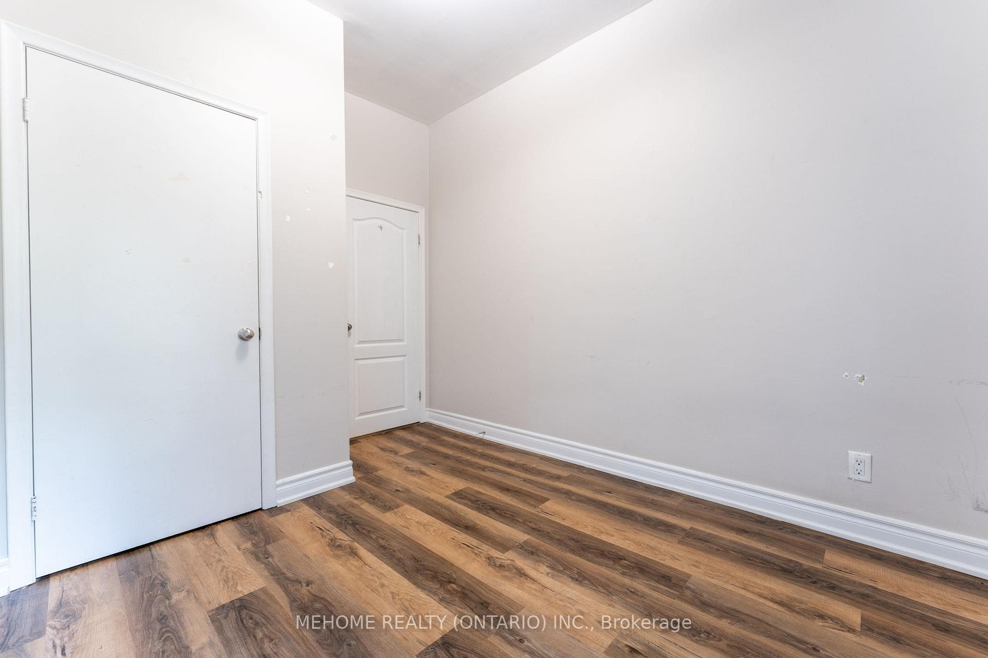 190 Major Street Unit Main photo 10