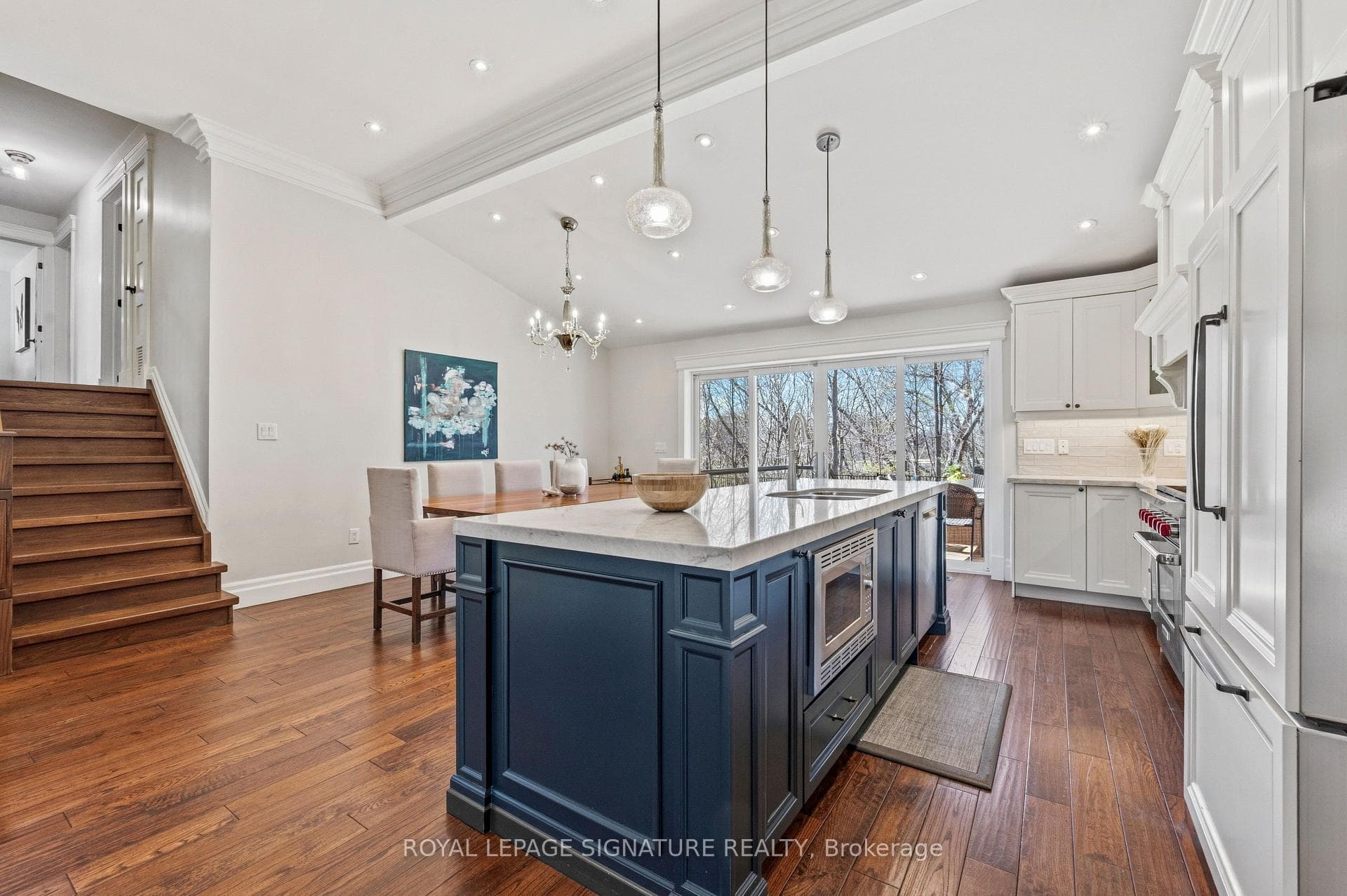 51 Hampshire Heights photo 17