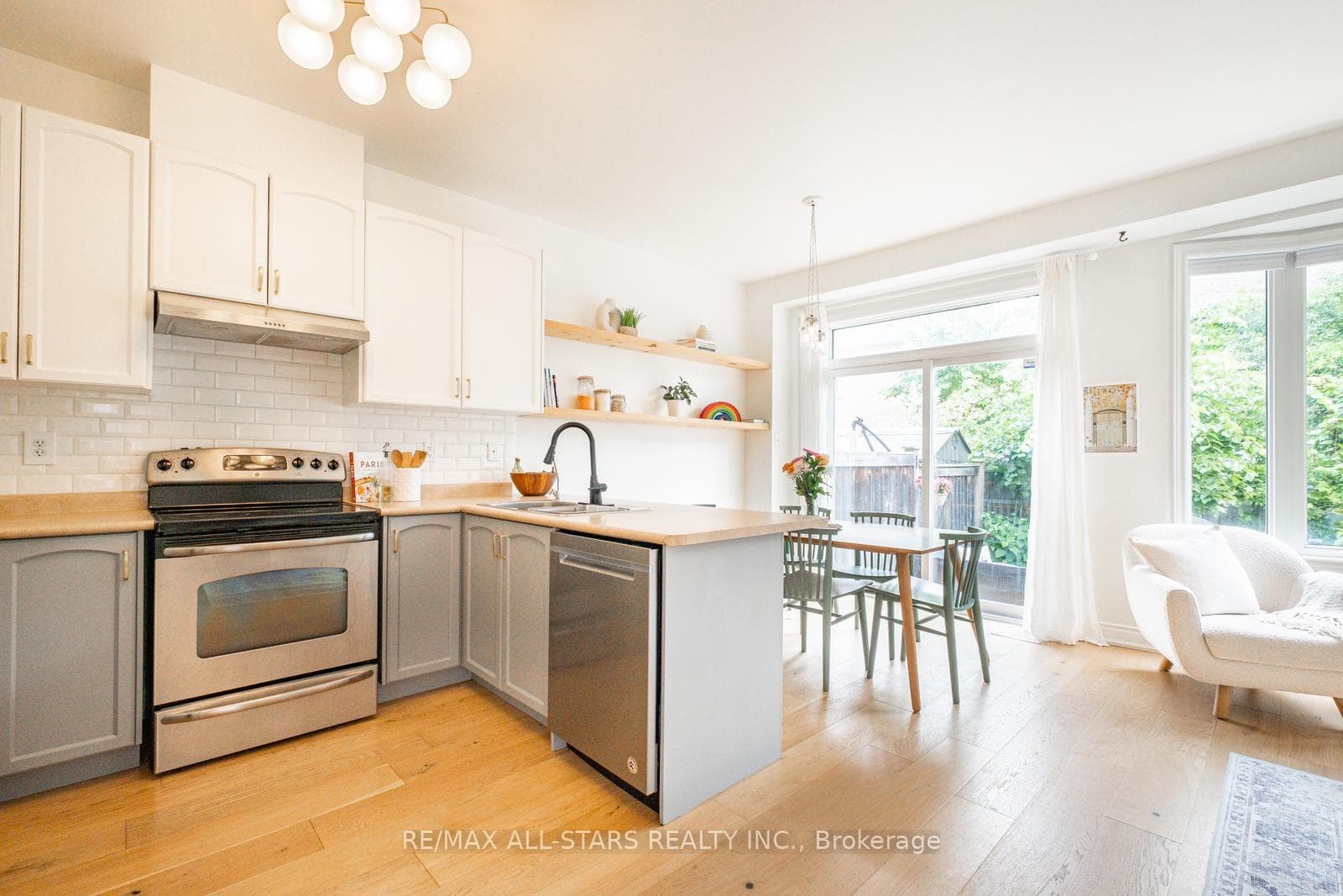 187 James Ratcliff Avenue photo 21