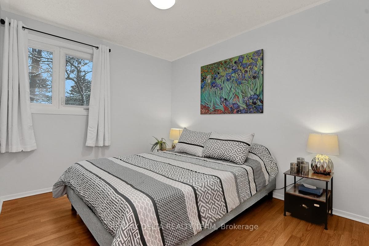 1705 Lamoureux Drive Unit C photo 17