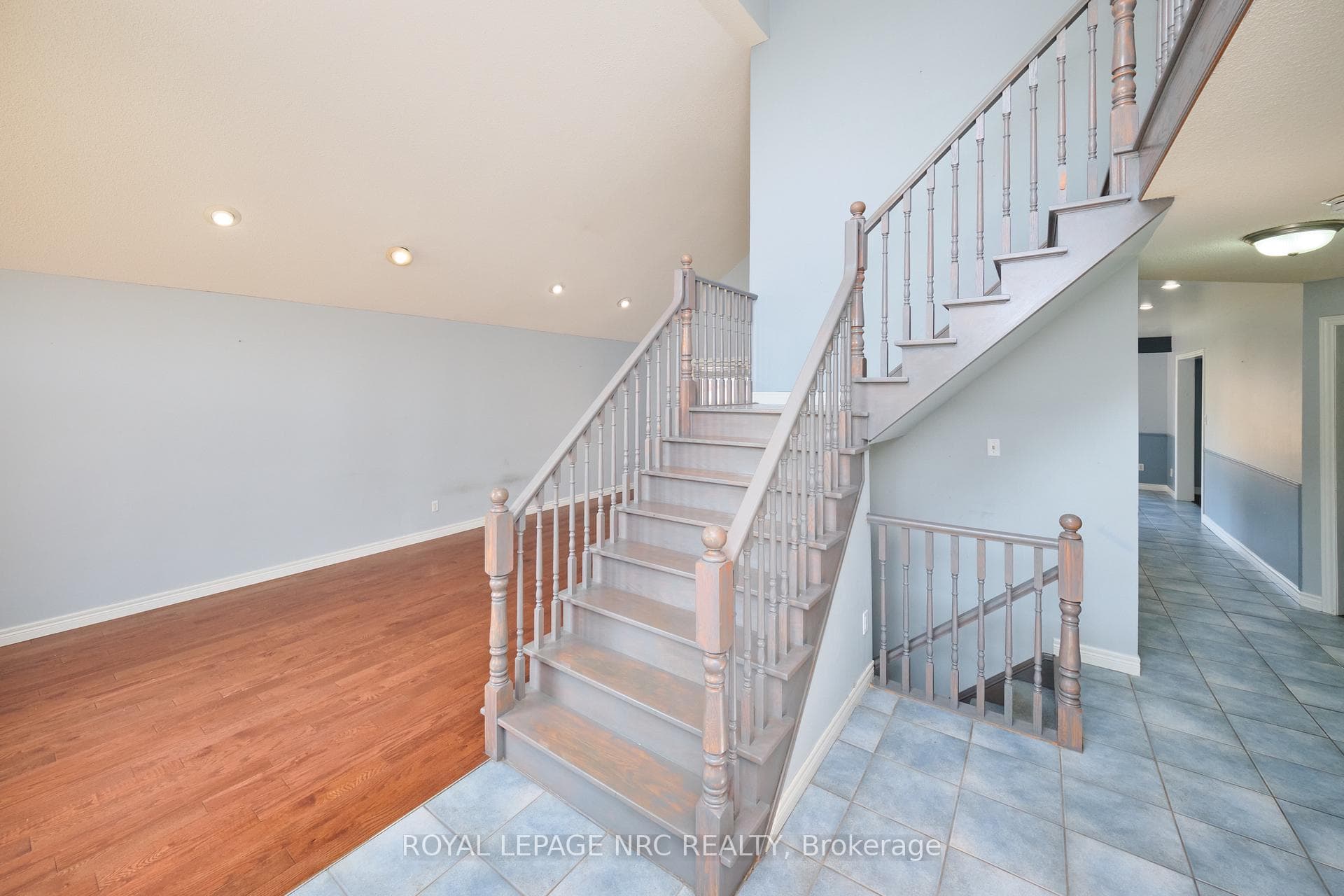 15 Creanona Boulevard photo 9
