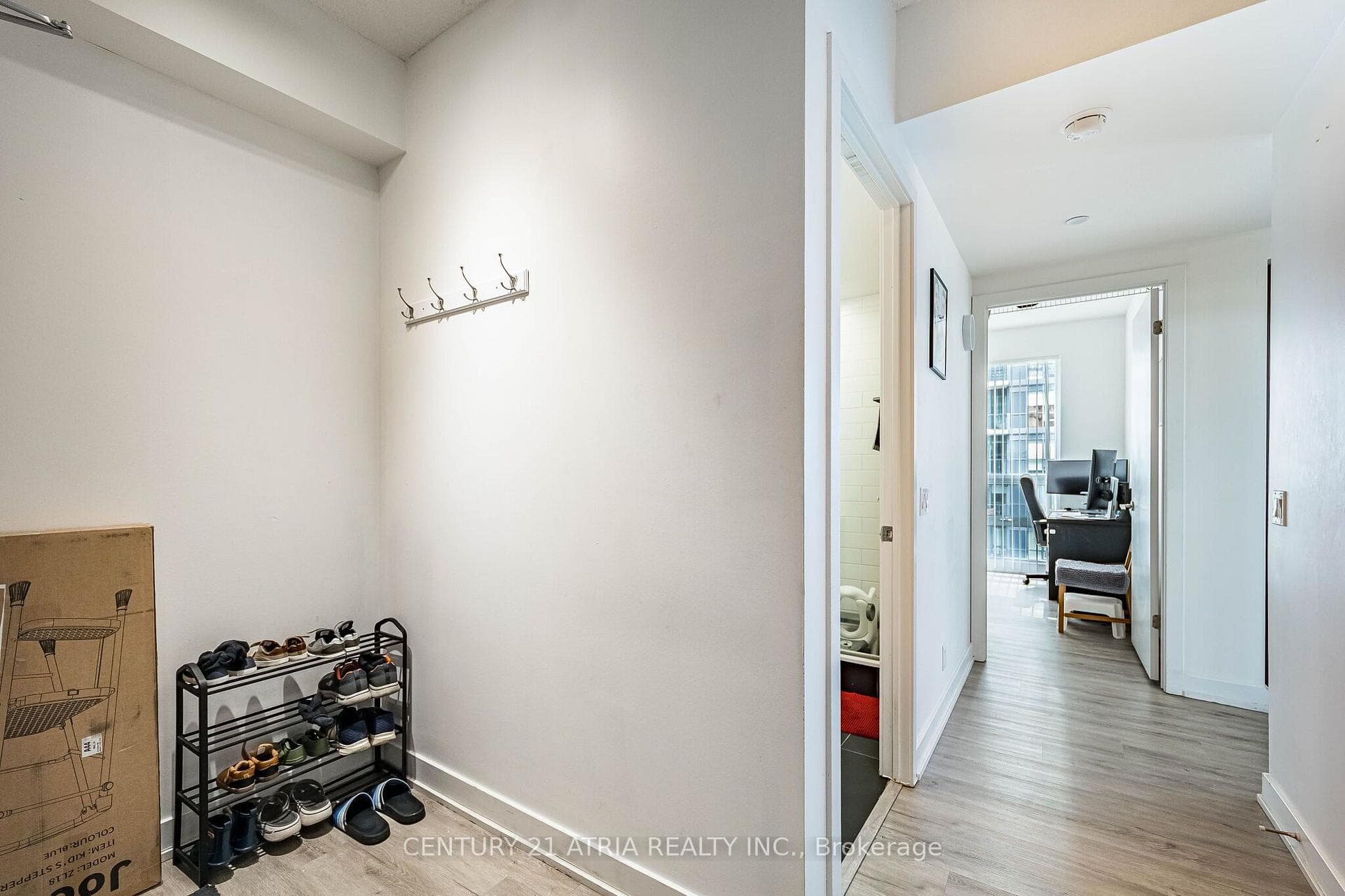 2212 Lake Shore Boulevard Unit 2808 photo 10