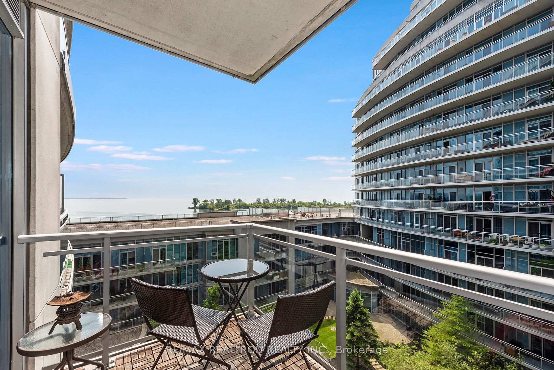 58 Marine Parade Drive Unit 606 photo 2