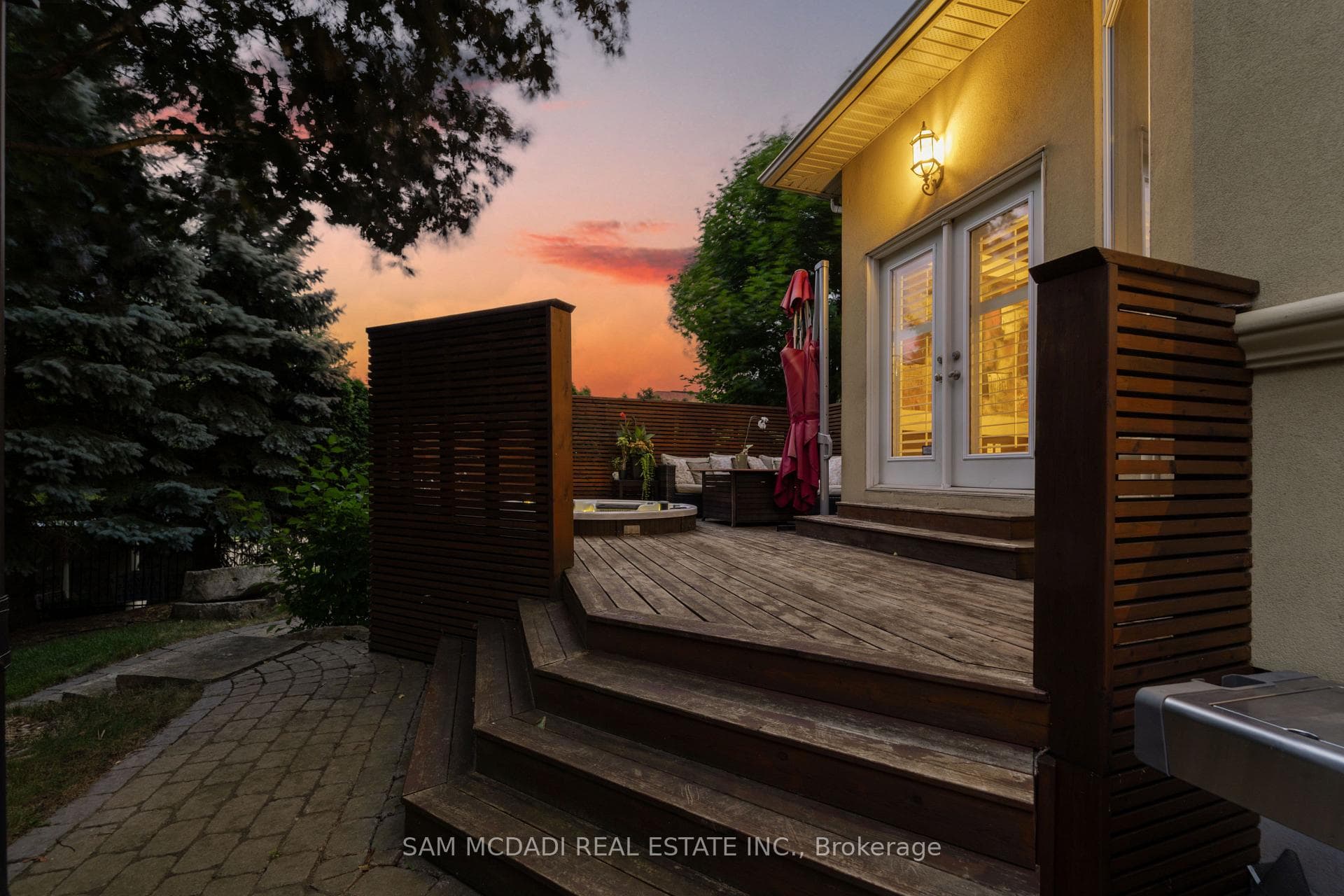 2258 Providence Road photo 38