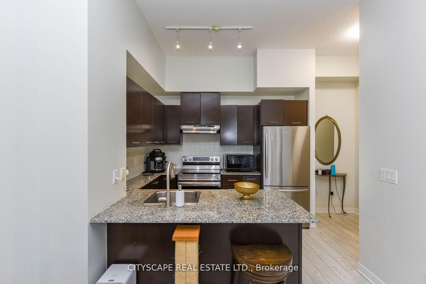 365 Prince of Wales Drive Unit 611 photo 8