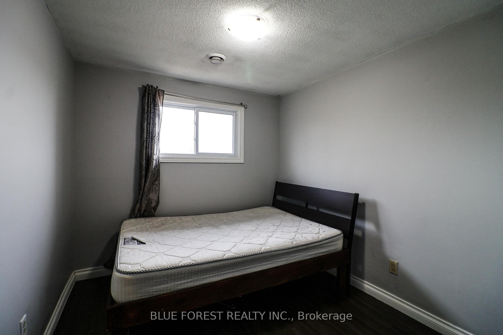 577 Third Street Unit 39 photo 16