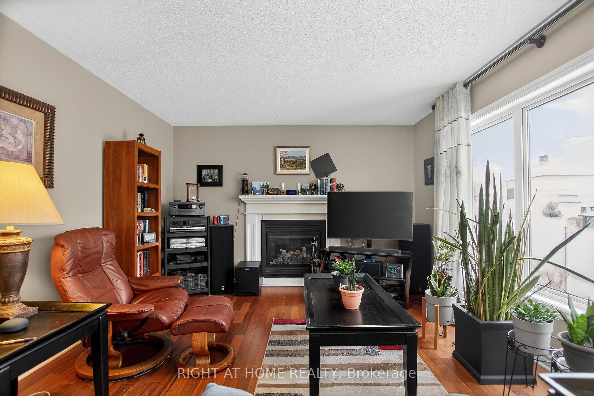 307 VENTANNA Way photo 15