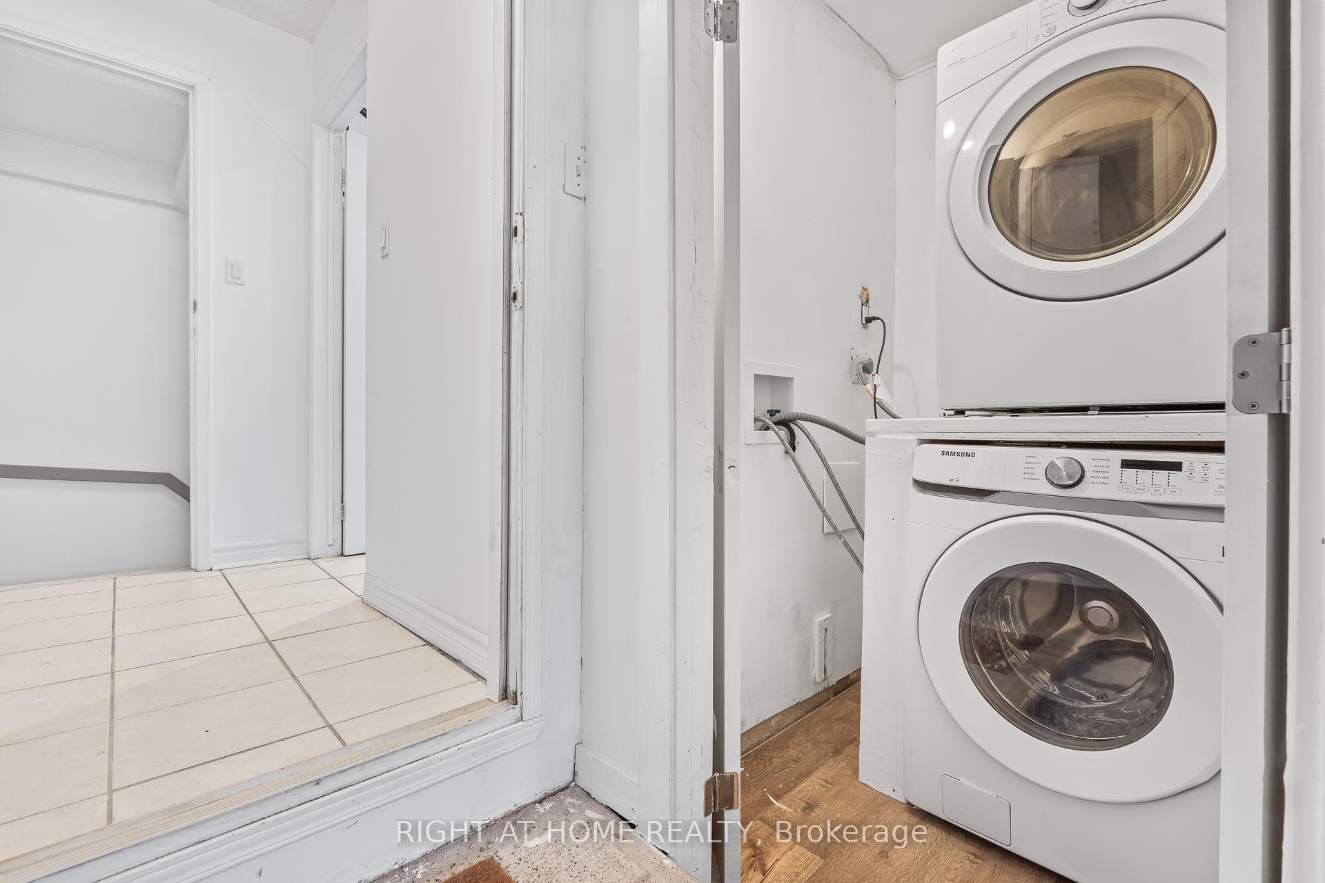 55 Cowan Road photo 17
