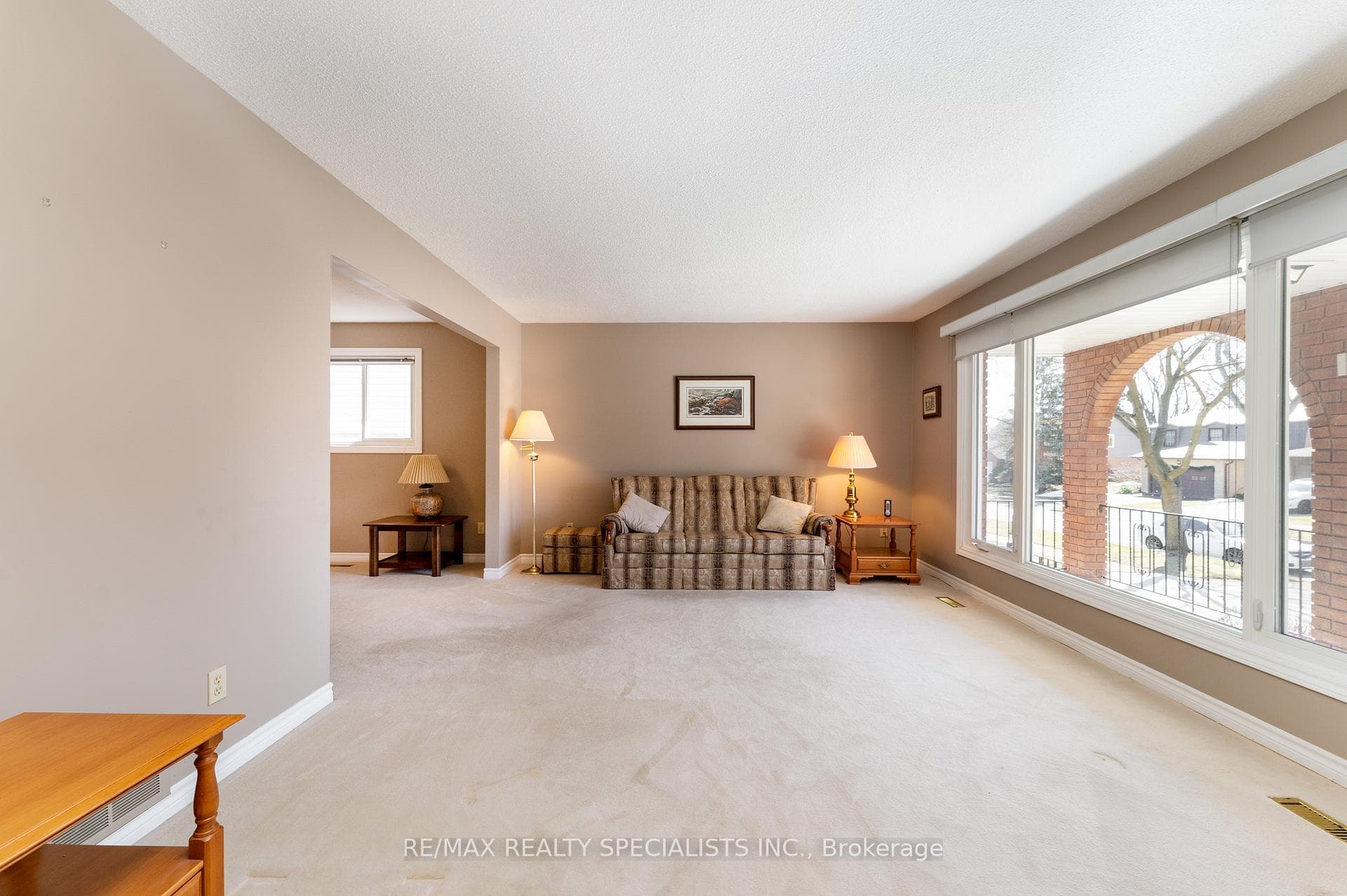 2459 Sinclair Circle photo 7