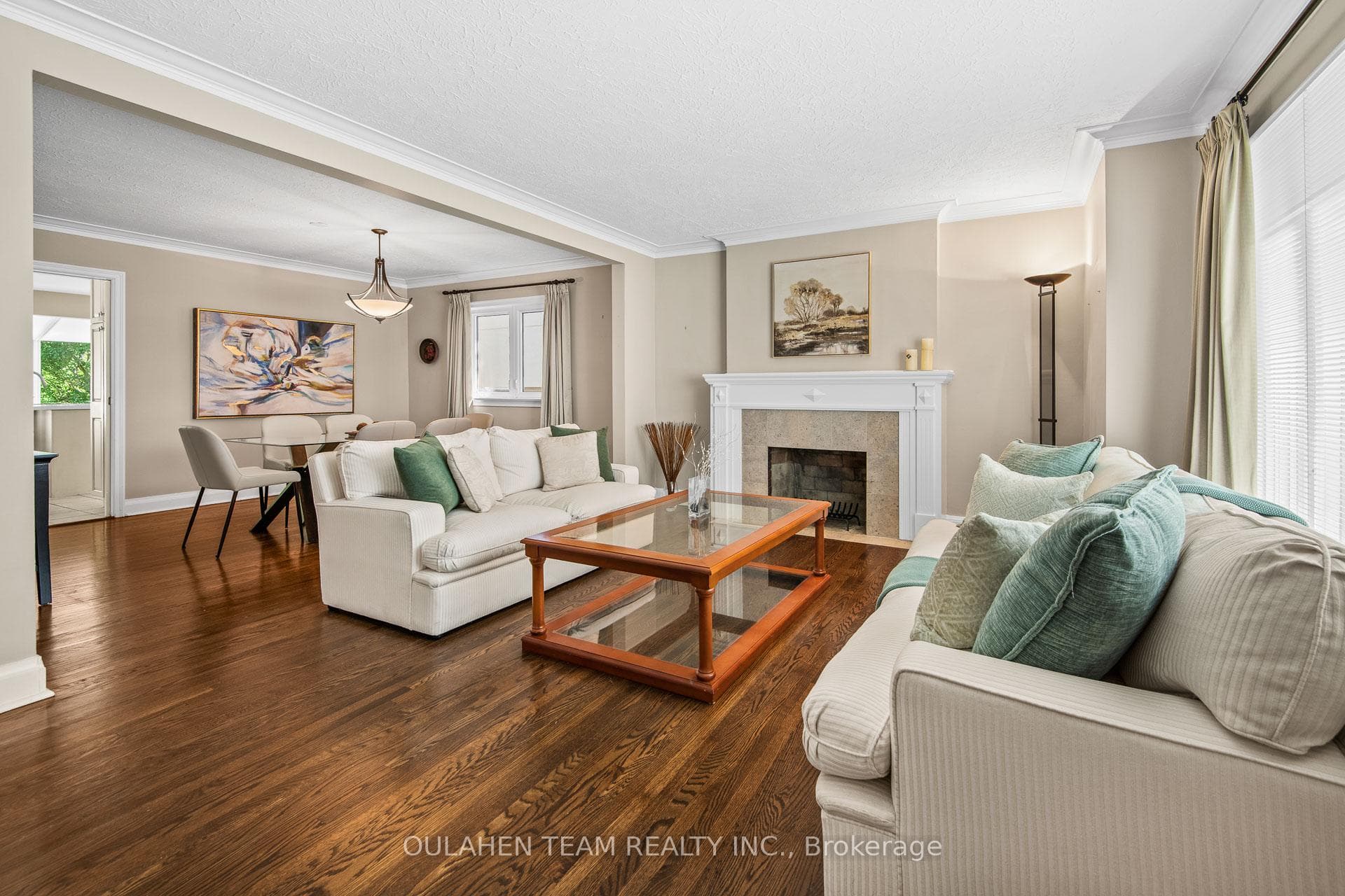 4 Wentworth Avenue photo 4