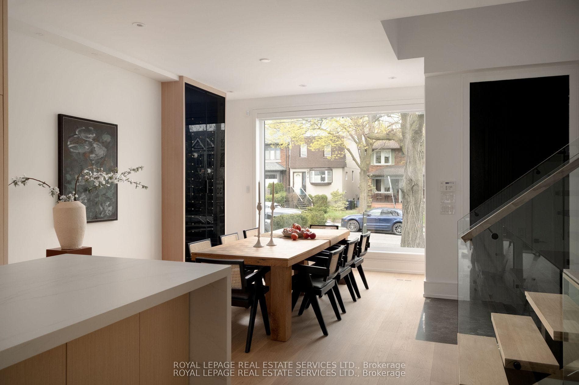 237 Bedford Park Avenue photo 10
