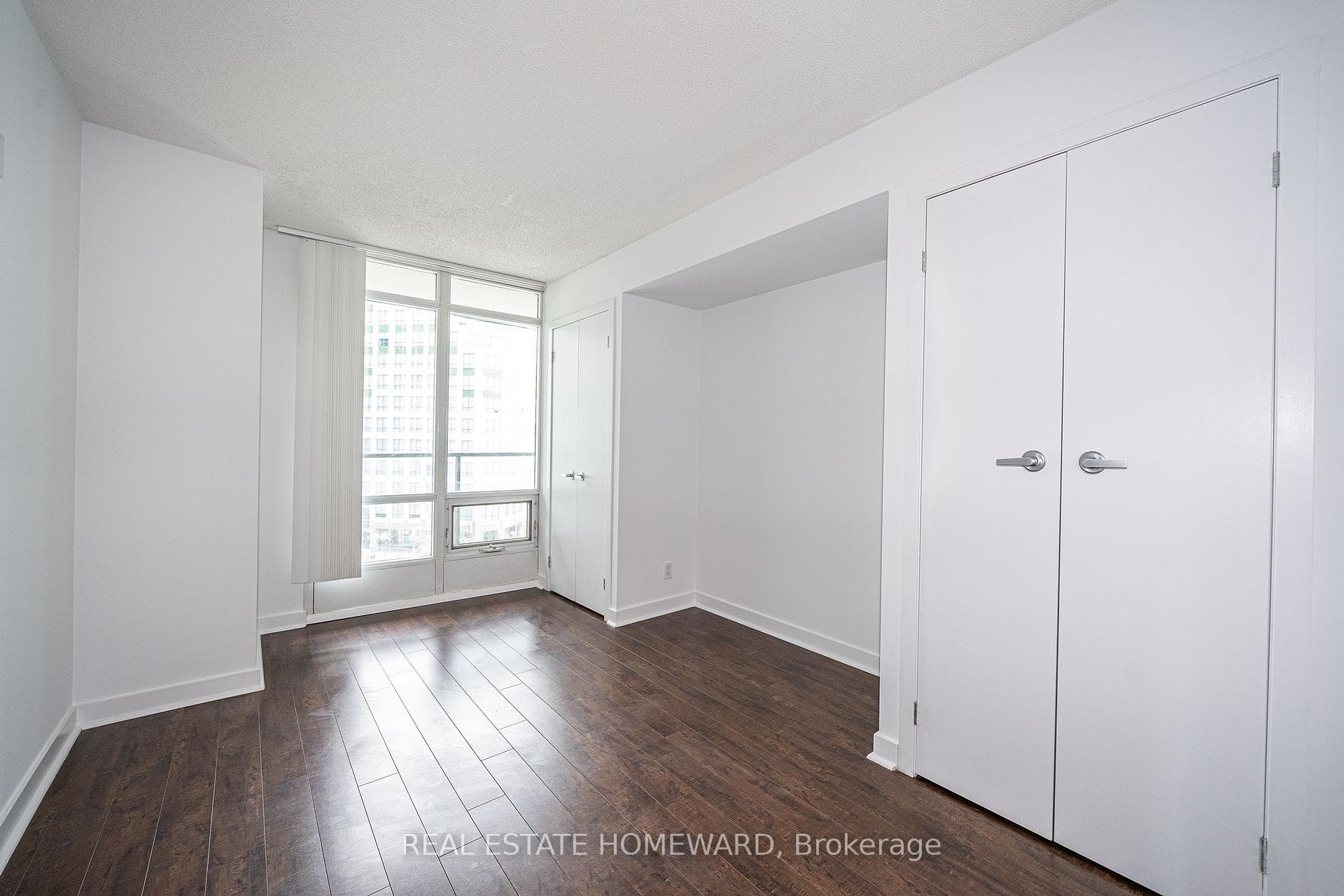 373 Front Street Unit 810 photo 14