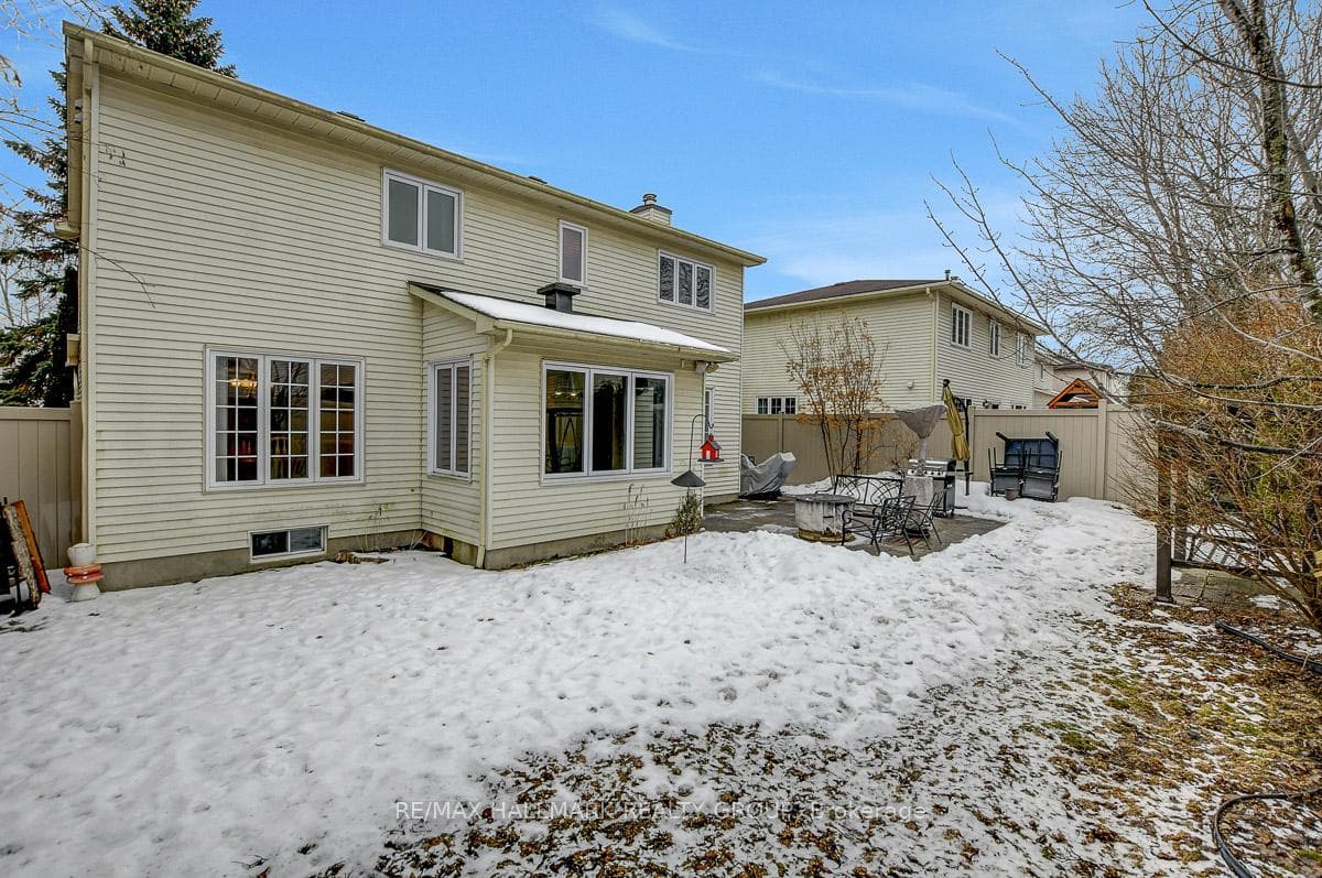 1692 Caminiti Crescent photo 48