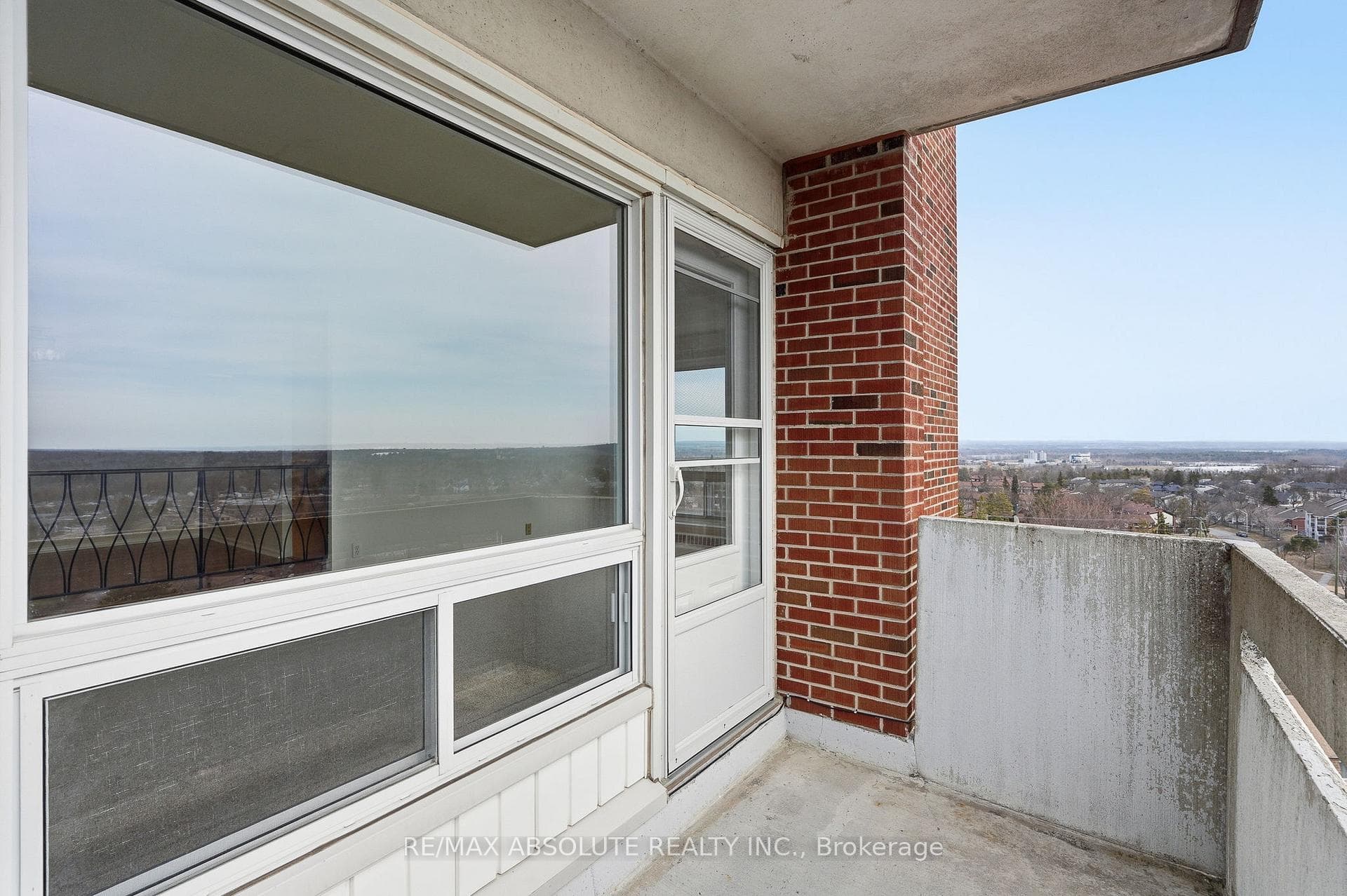 915 Elmsmere Road Unit 1010 photo 24