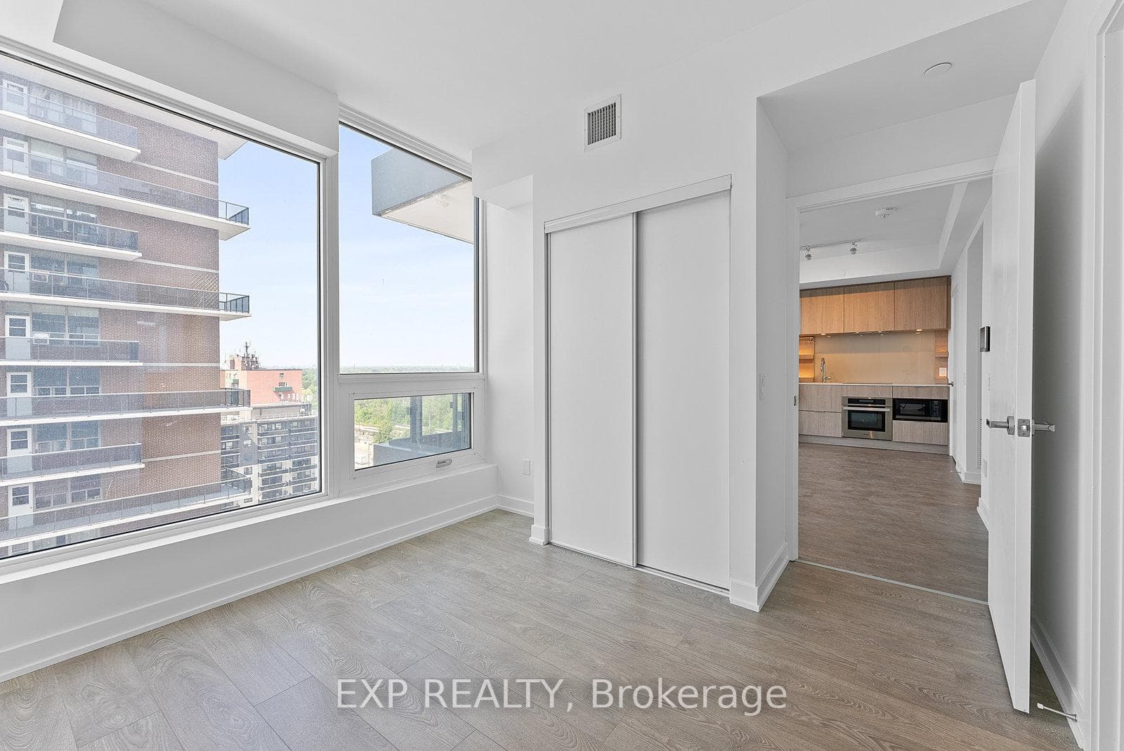 28 Ann Street Unit 1009 photo 18