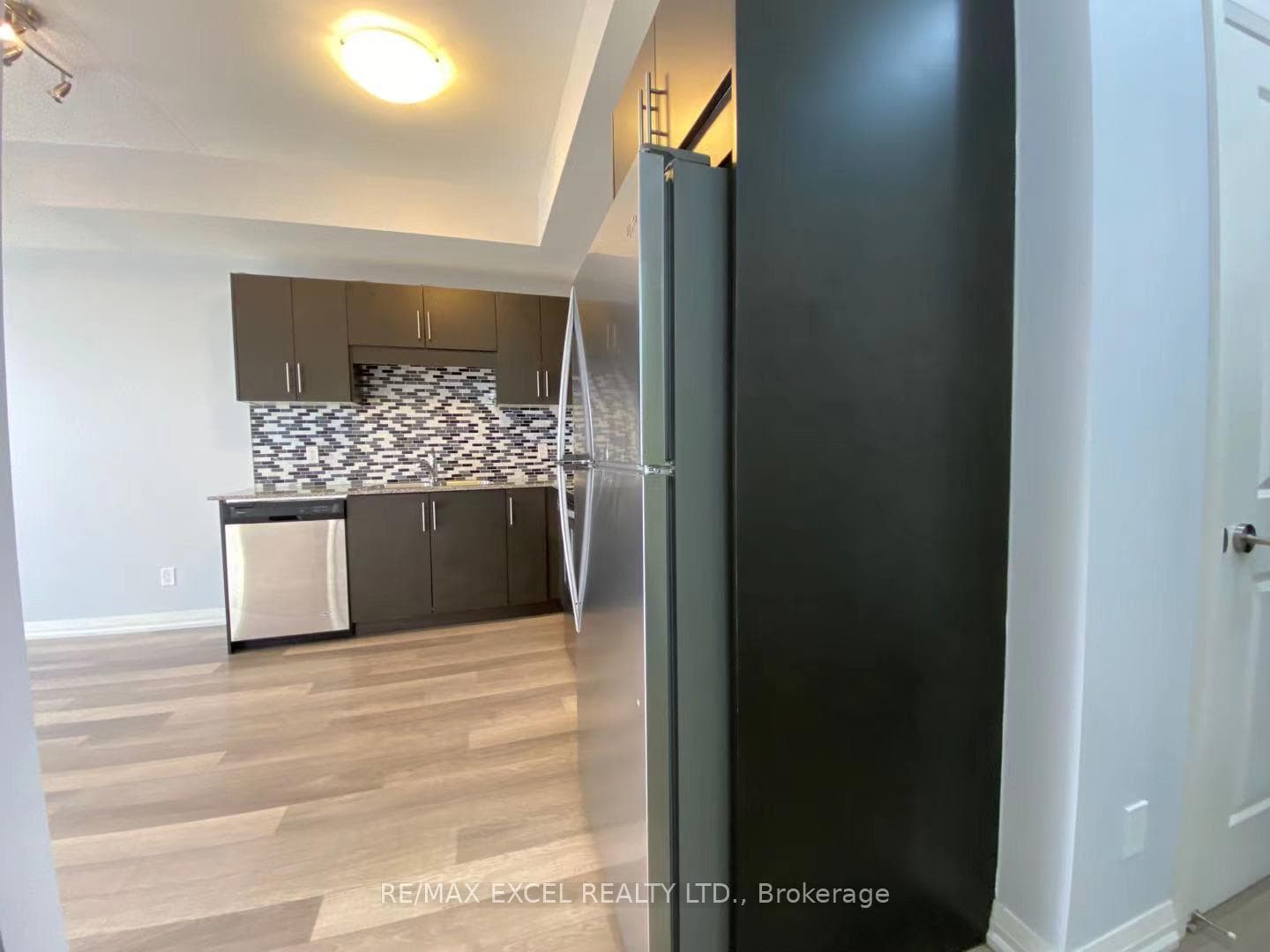 9506 Markham Road Unit 903 photo 7