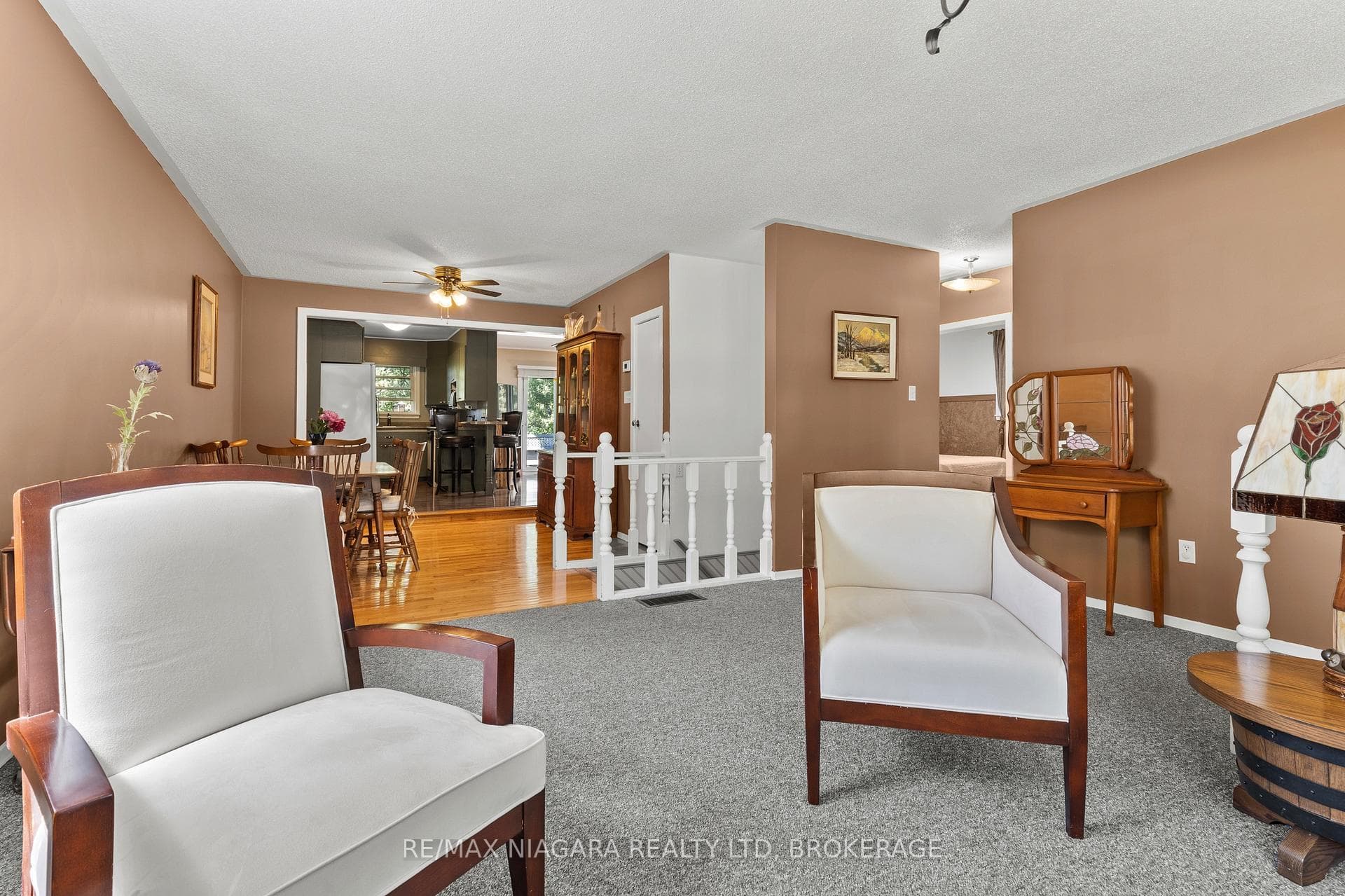 7931 Watson Street photo 7