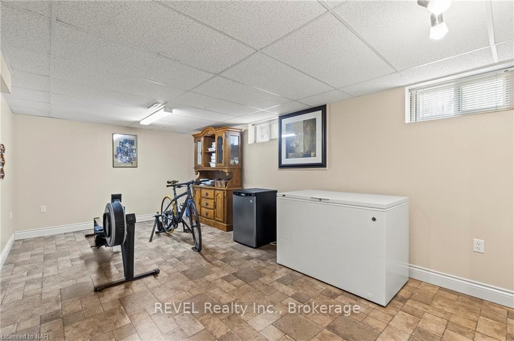 3533 GAINSBOROUGH Avenue photo 28