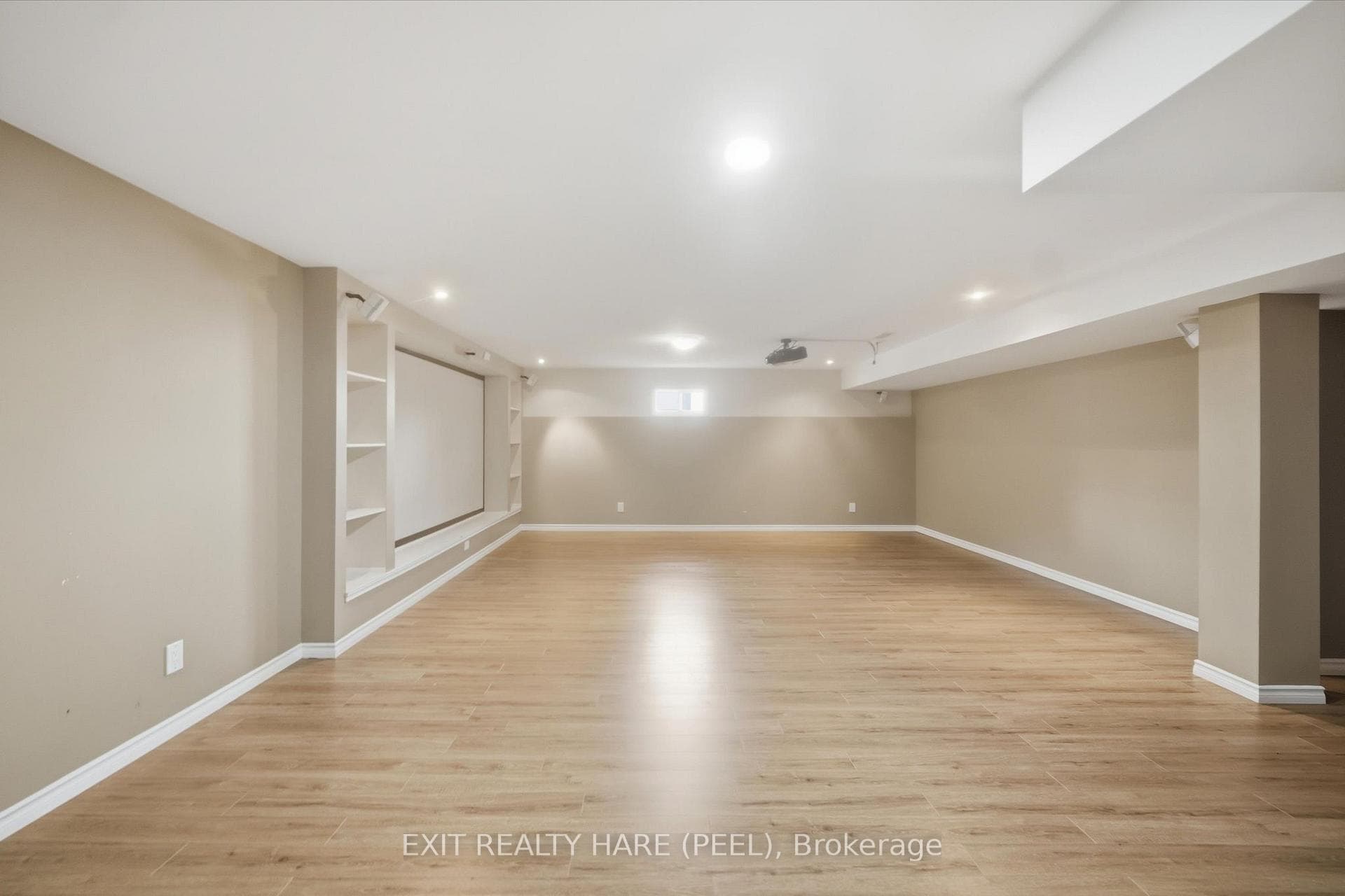 174 Irwin Avenue photo 36