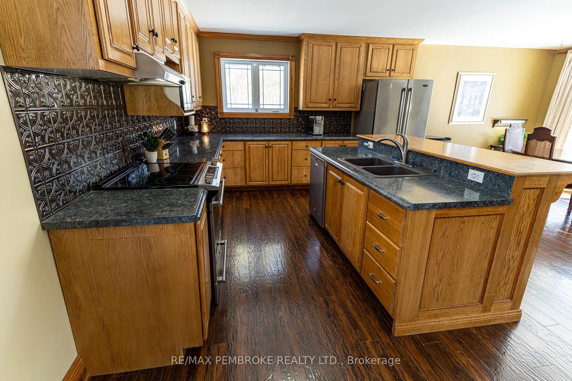 Tons of cabinets and counter space